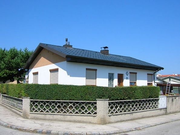Dacheindeckung eines Einfamilienhauses in Ebenfurth